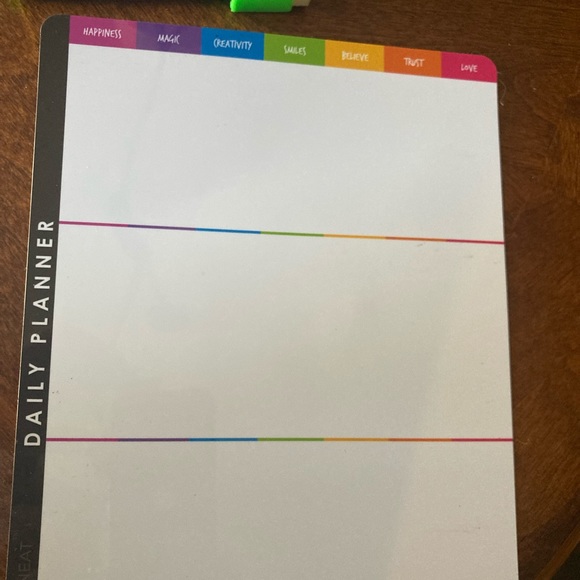 Chore chart, daily planner, and markers - Picture 4 of 9